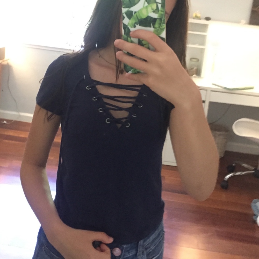 LACE UP SHIRT